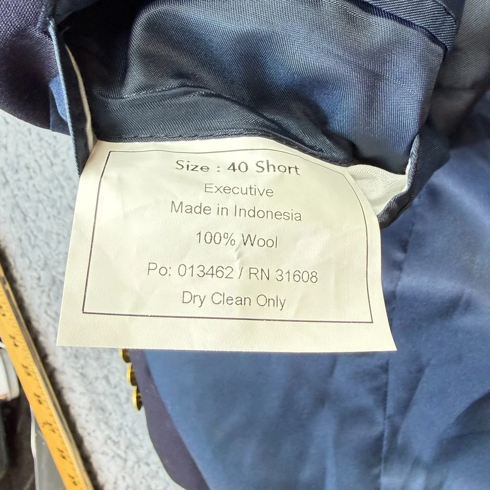 Jos A Bank Mens Blazer Exacutive Navy Wool 40 Short Gold Buttons‎